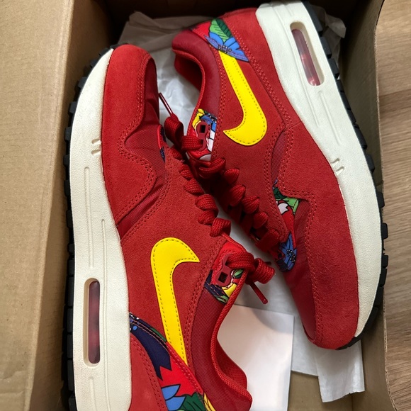 Nike Air Max 1 Floral Print - Picture 1 of 5